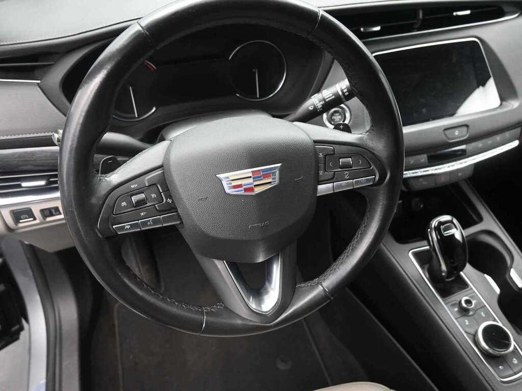 2023 Cadillac XT4 AWD Premium Luxury