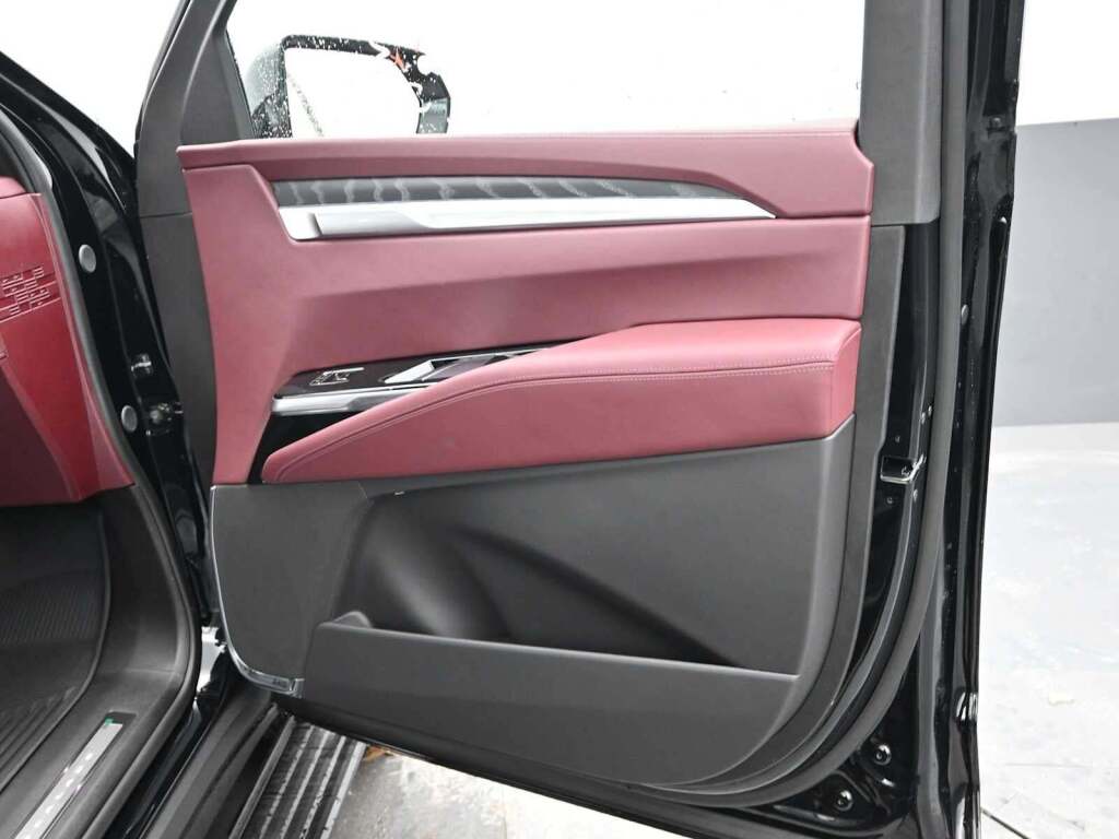 2026 Cadillac Escalade ESV Sport