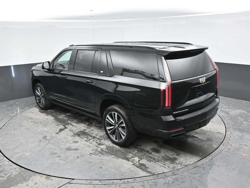 2026 Cadillac Escalade ESV Sport