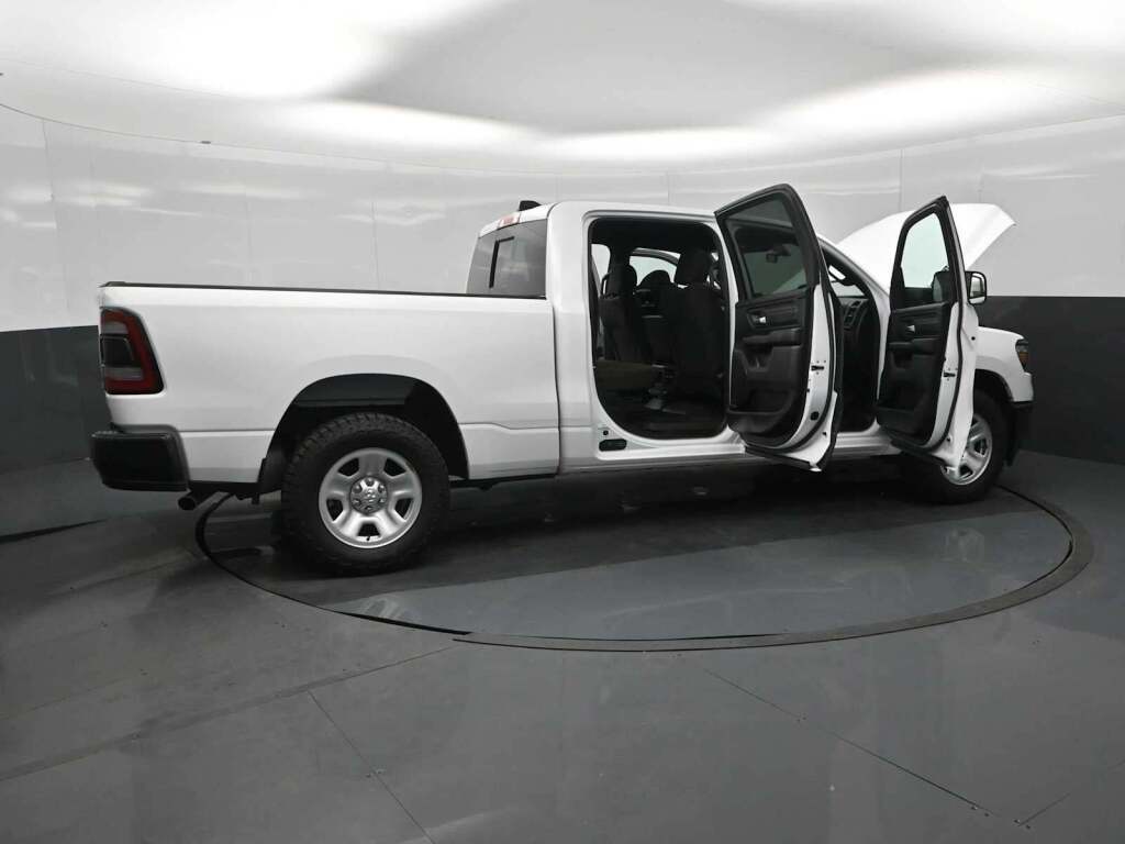 2023 Ram 1500 Tradesman Crew Cab 4x4 6'4" Box