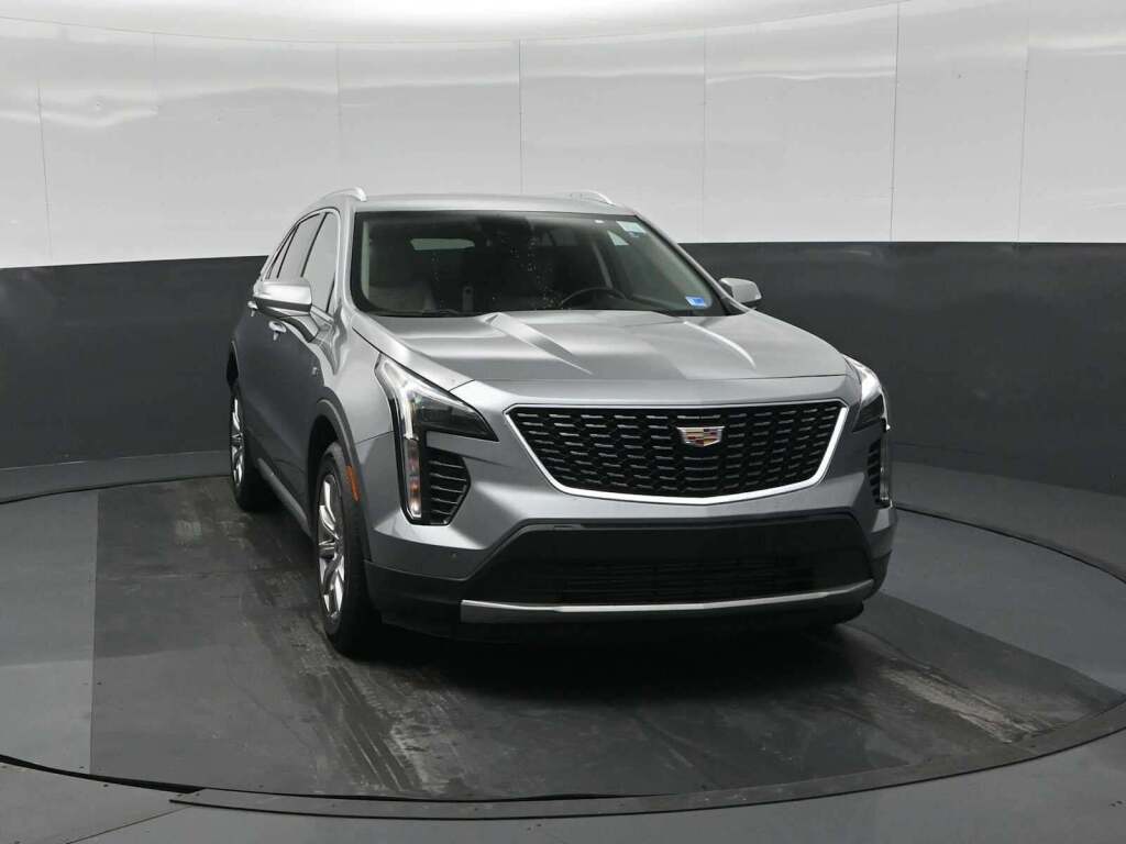 2023 Cadillac XT4 AWD Premium Luxury
