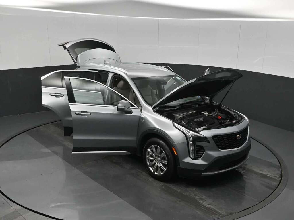 2023 Cadillac XT4 AWD Premium Luxury