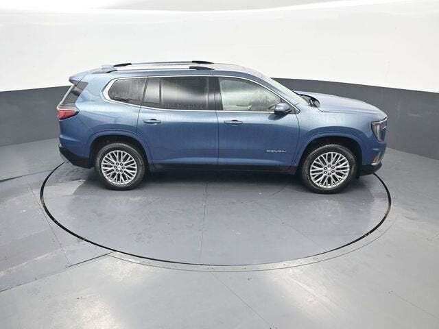 2026 GMC Acadia Denali AWD