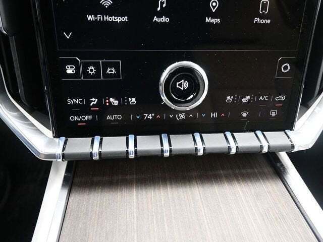 2026 GMC Acadia Denali AWD