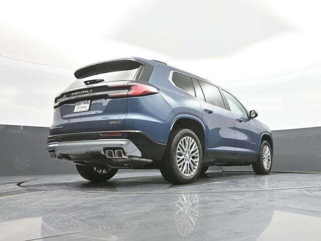 2026 GMC Acadia Denali AWD