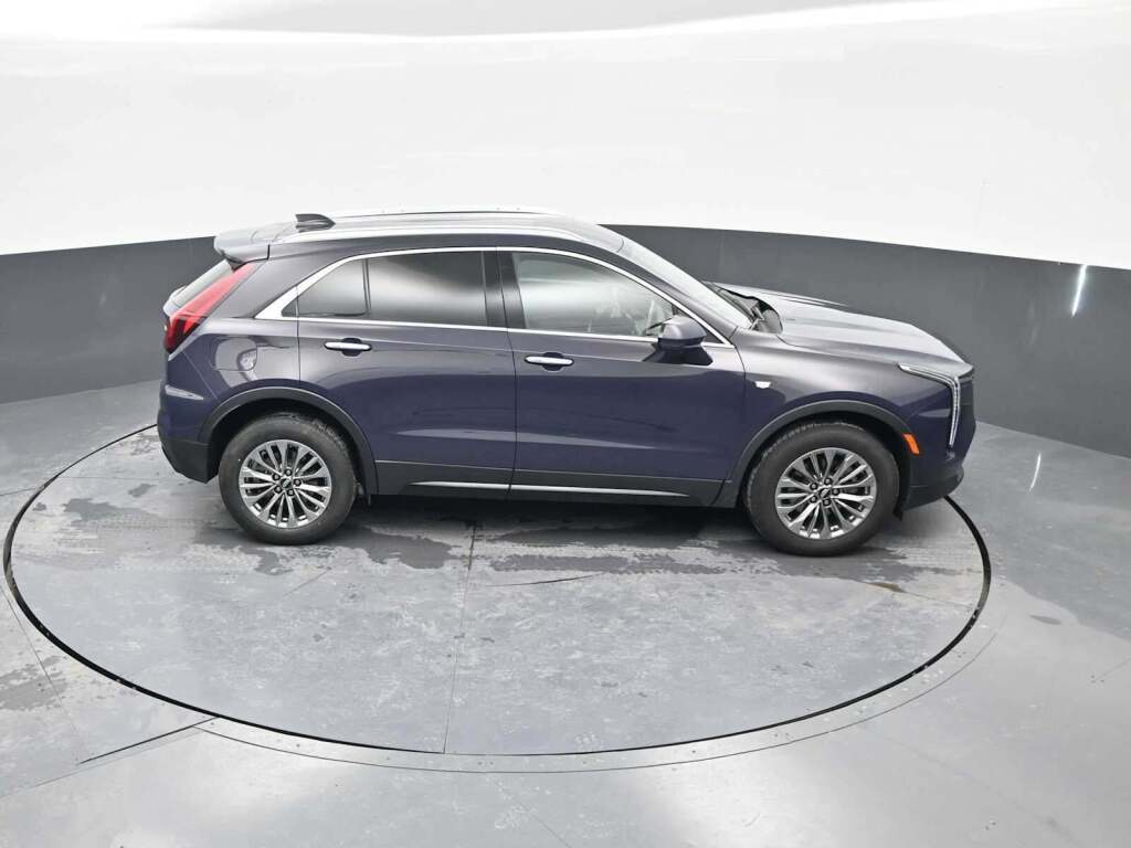 2024 Cadillac XT4 AWD Premium Luxury