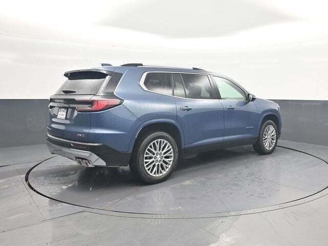 2026 GMC Acadia Denali AWD