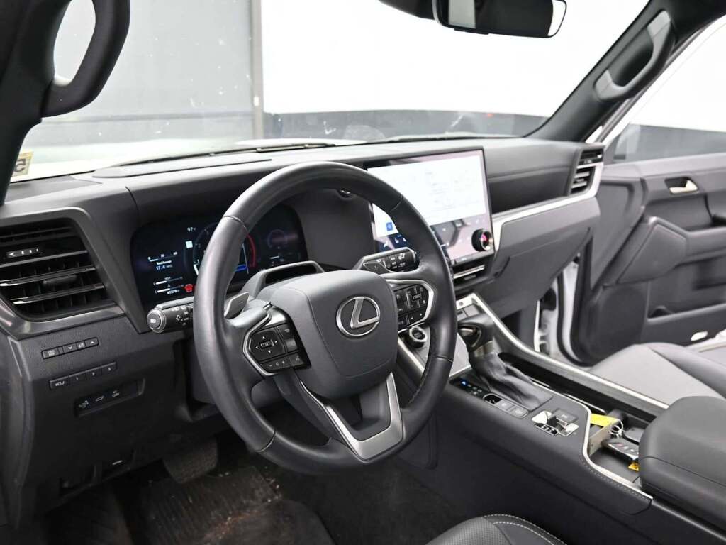 2024 Lexus GX 550 Premium