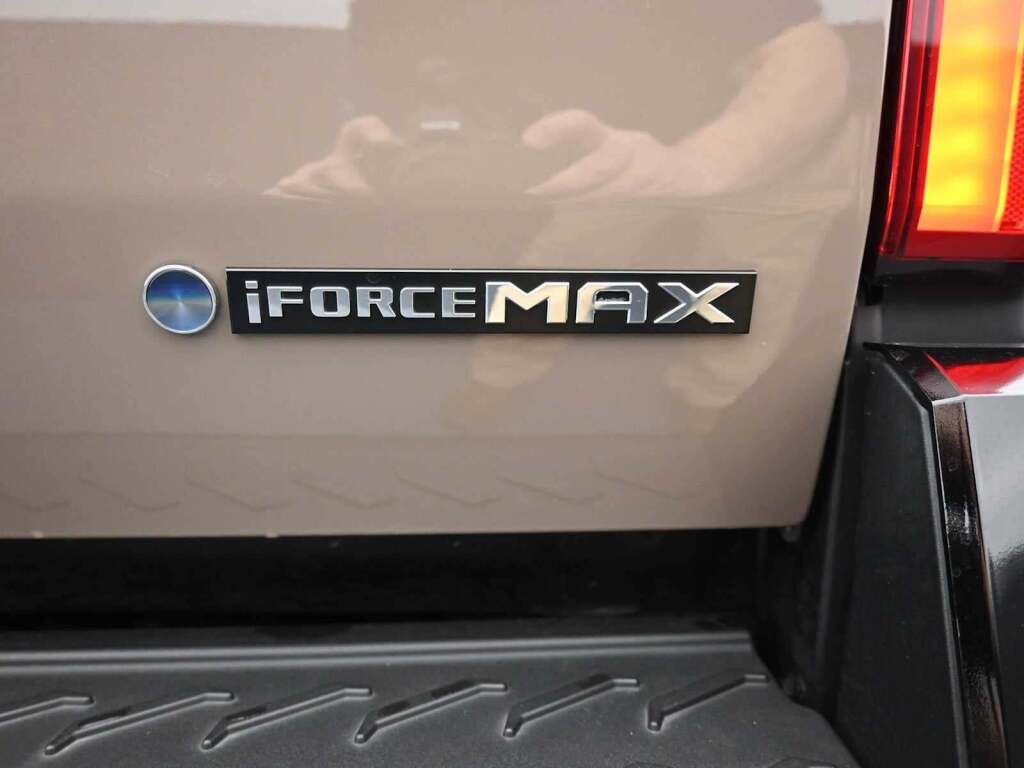 2025 Toyota Tacoma Hybrid TRD Sport 4WD