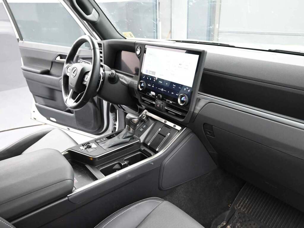 2024 Lexus GX 550 Premium
