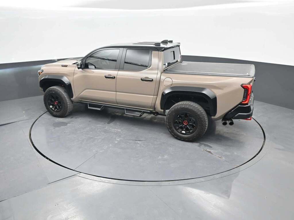 2025 Toyota Tacoma Hybrid TRD Sport 4WD