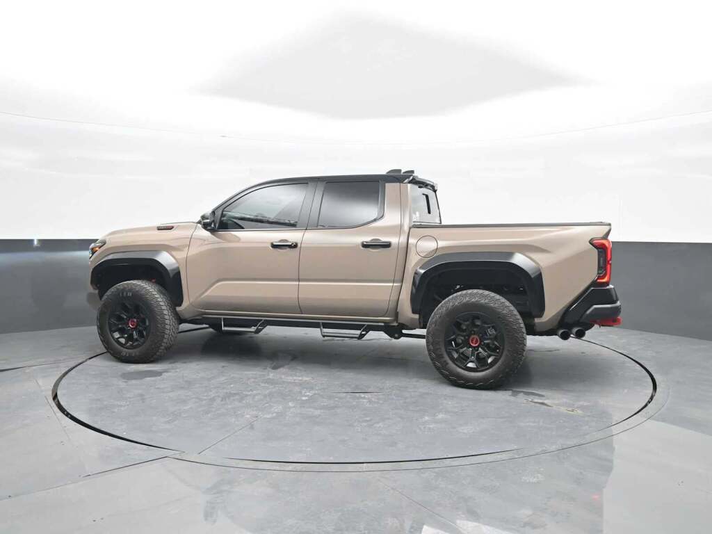 2025 Toyota Tacoma Hybrid TRD Sport 4WD