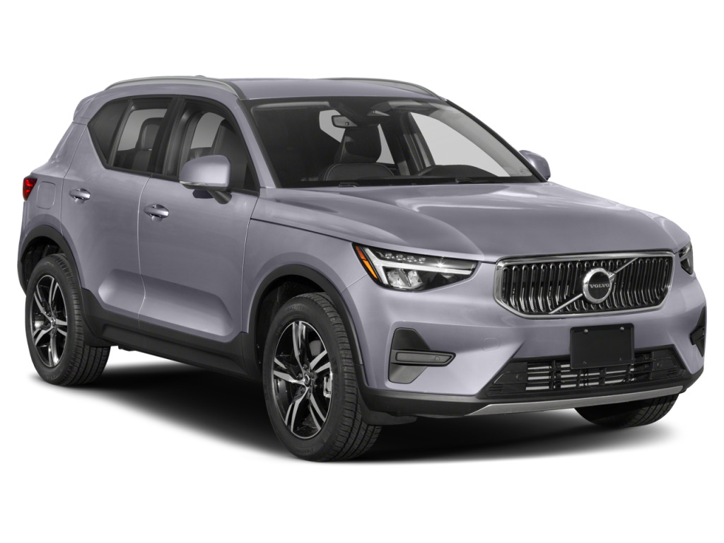 2023 Volvo XC40 B4 Ultimate Dark Theme