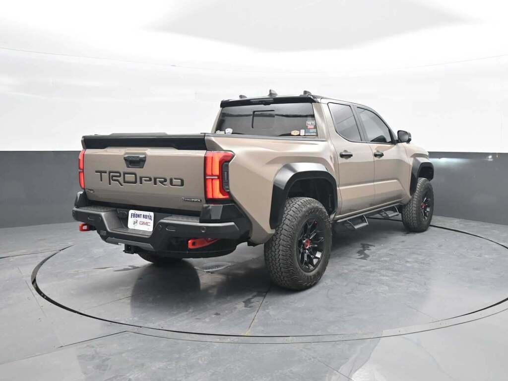 2025 Toyota Tacoma Hybrid TRD Sport 4WD