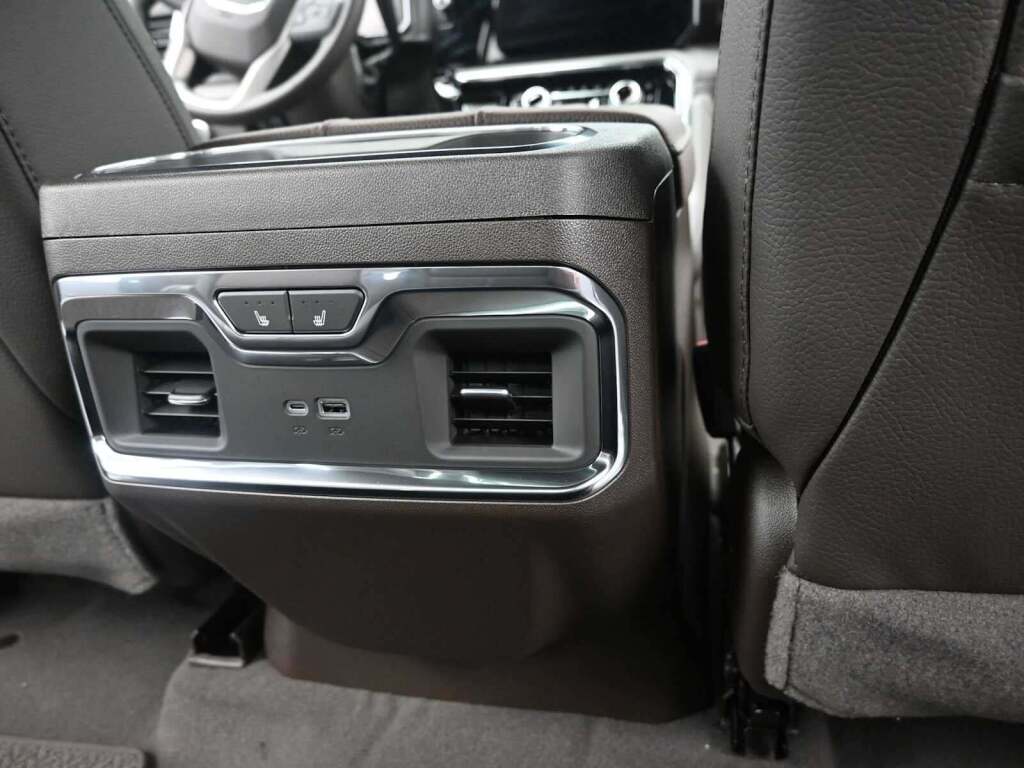 2026 GMC Sierra 2500HD Denali