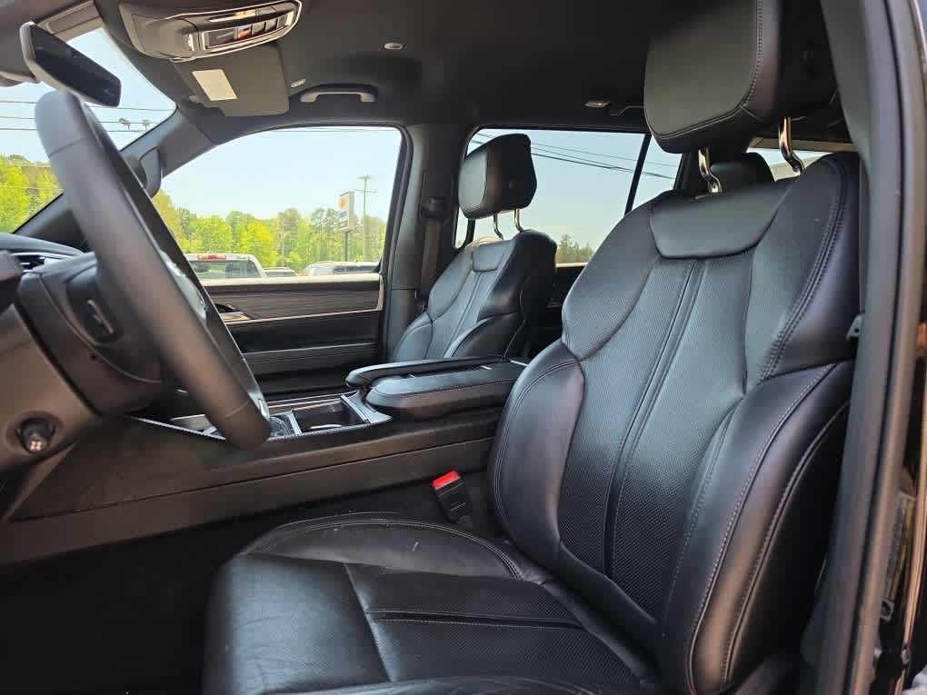 2024 Jeep Wagoneer Series II 4x2