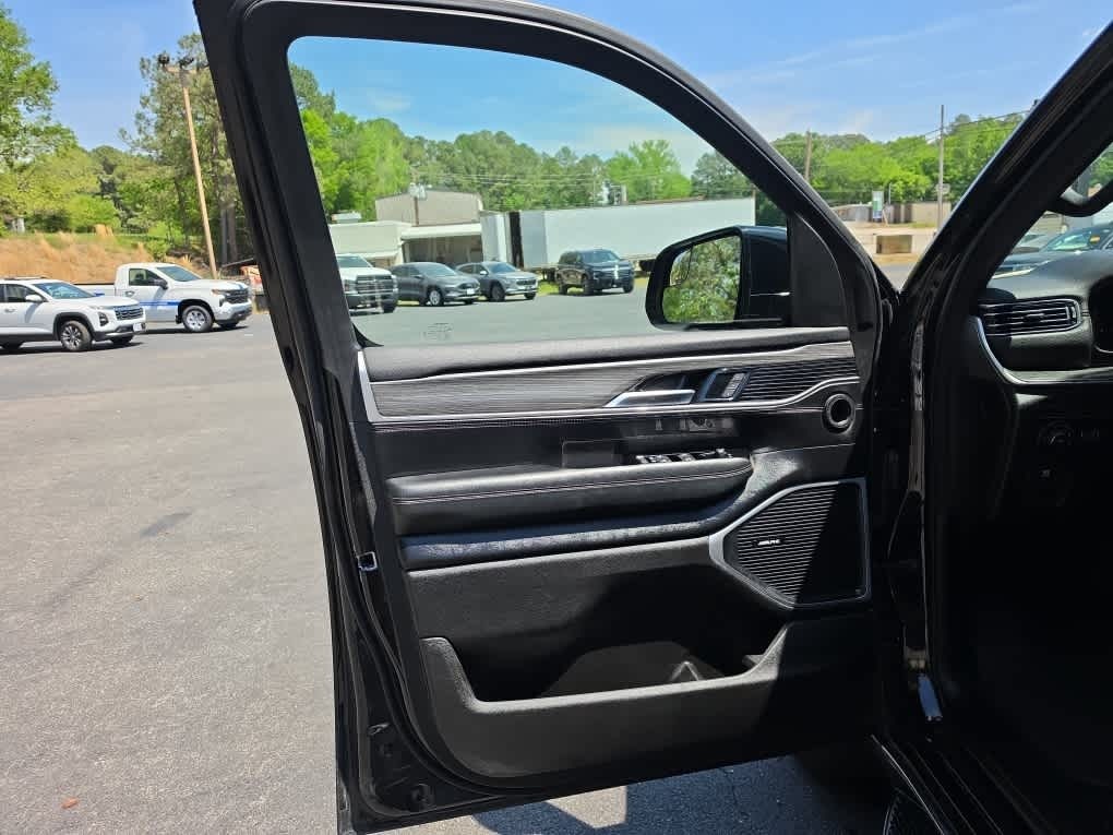 2024 Jeep Wagoneer Series II 4x2