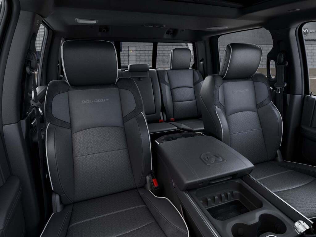 2026 Ram 3500 Laramie Crew Cab 4x4 8' Box