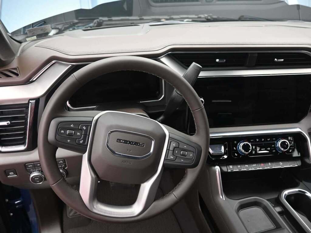 2026 GMC Sierra 2500HD Denali