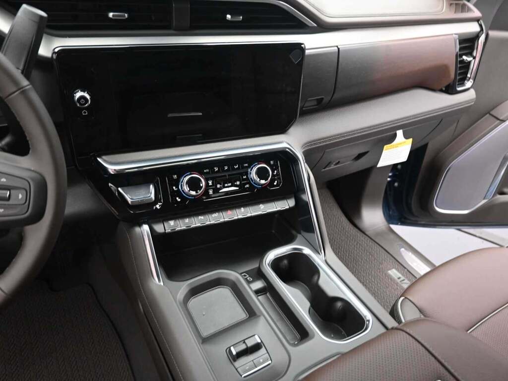 2026 GMC Sierra 2500HD Denali