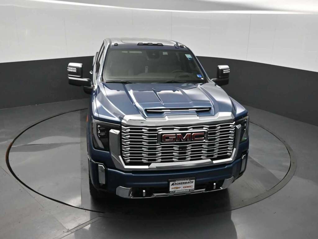 2026 GMC Sierra 2500HD Denali