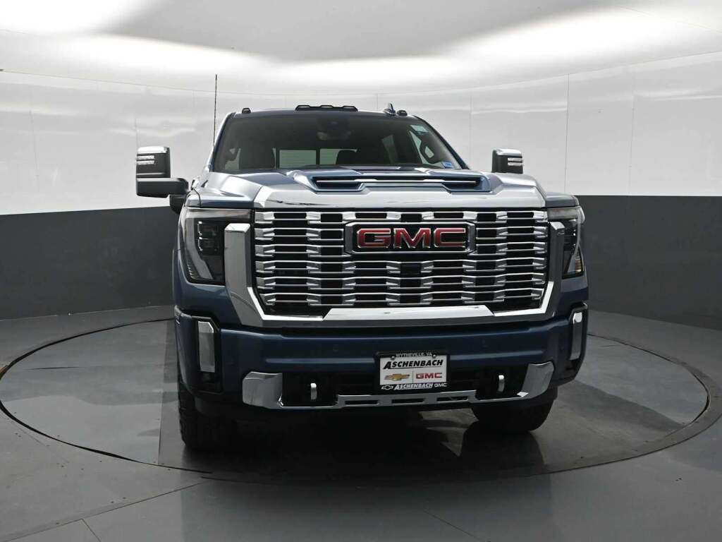 2026 GMC Sierra 2500HD Denali
