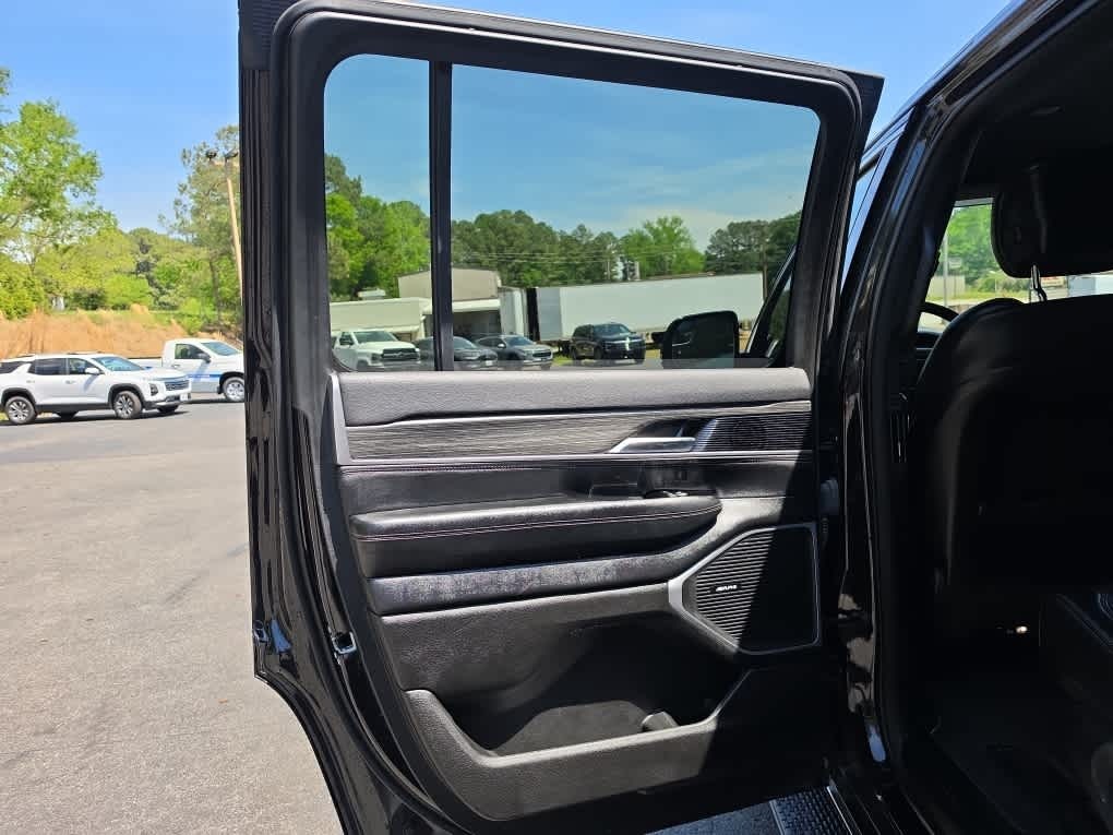 2024 Jeep Wagoneer Series II 4x2