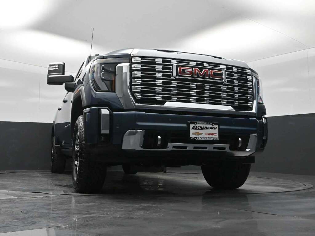 2026 GMC Sierra 2500HD Denali