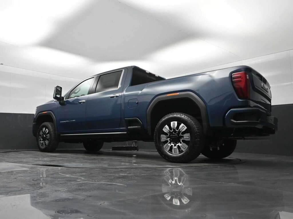 2026 GMC Sierra 2500HD Denali