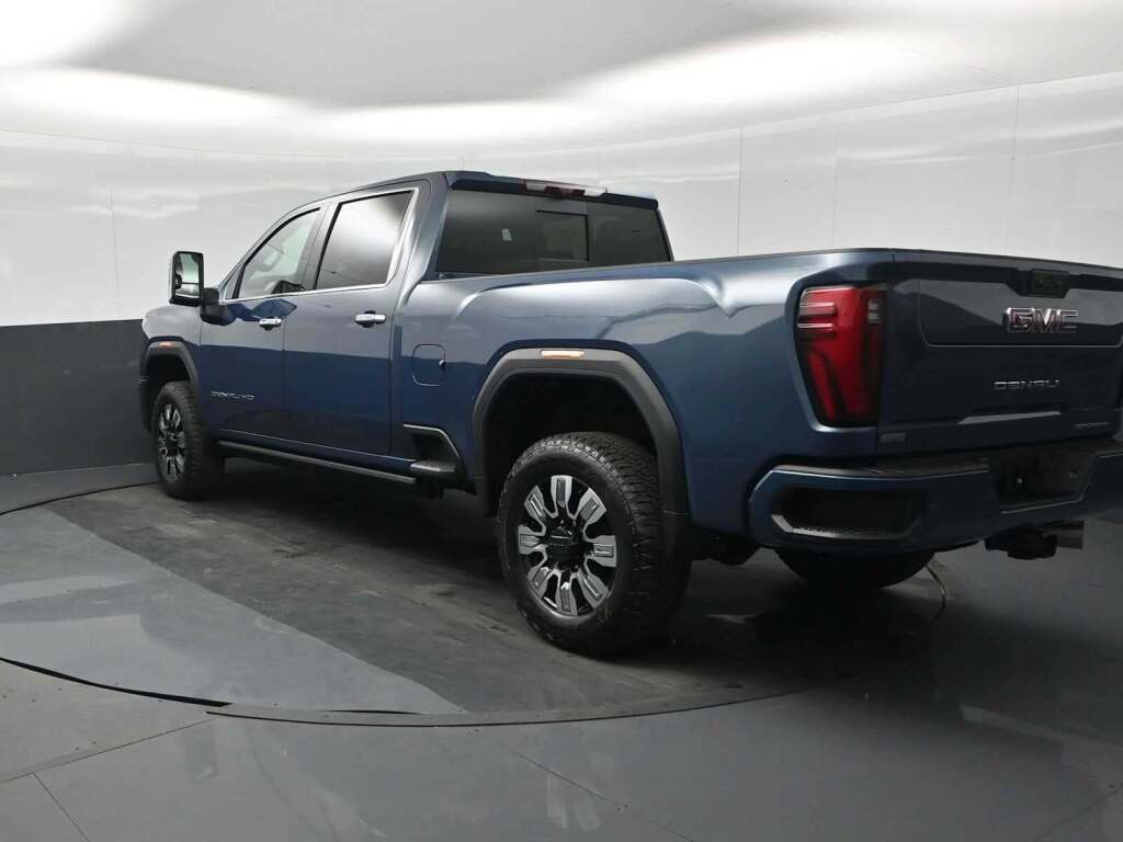 2026 GMC Sierra 2500HD Denali