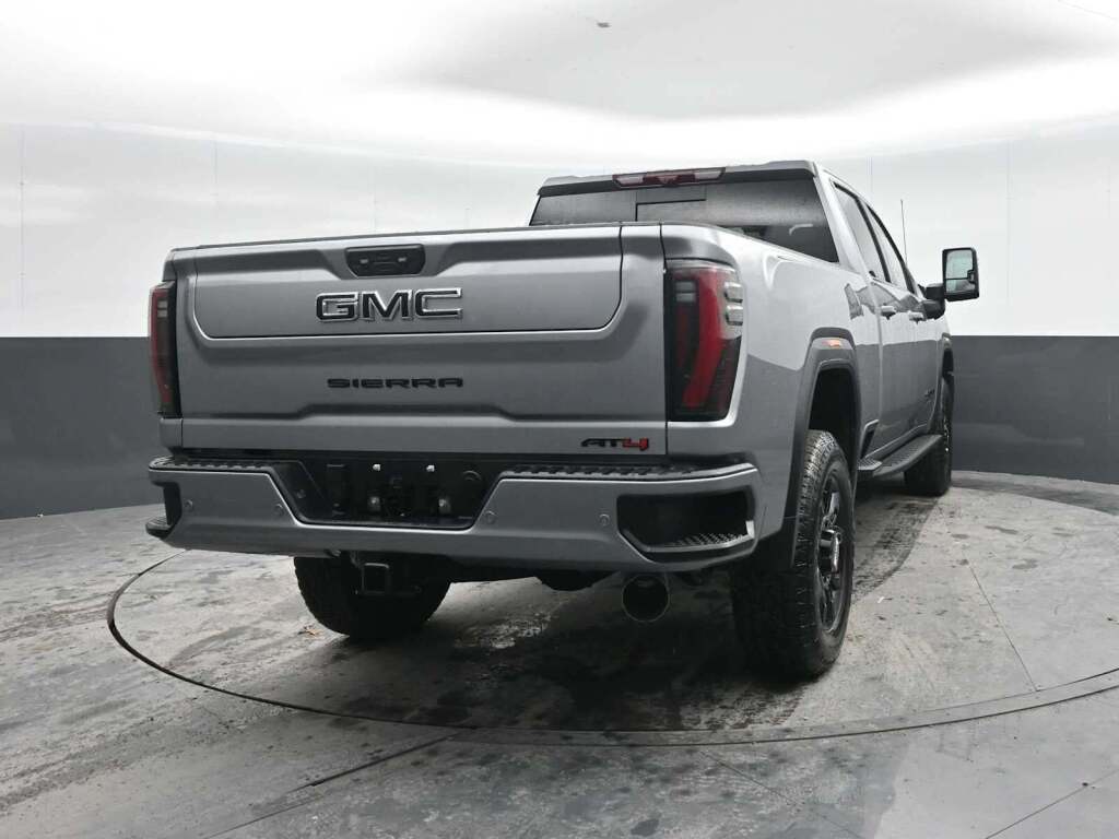 2026 GMC Sierra 2500HD AT4