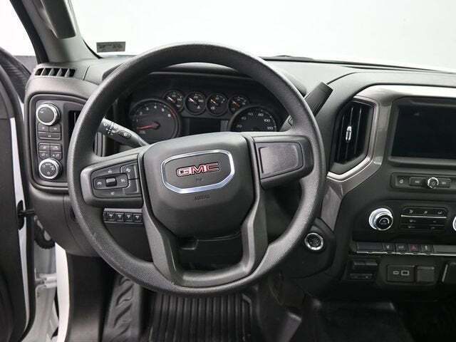 2025 GMC Sierra 2500HD Pro