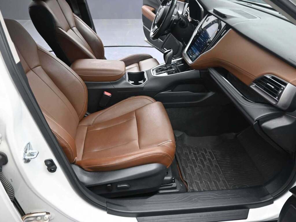 2023 Subaru Outback Touring XT