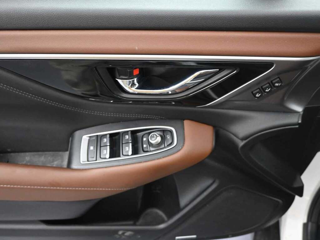 2023 Subaru Outback Touring XT