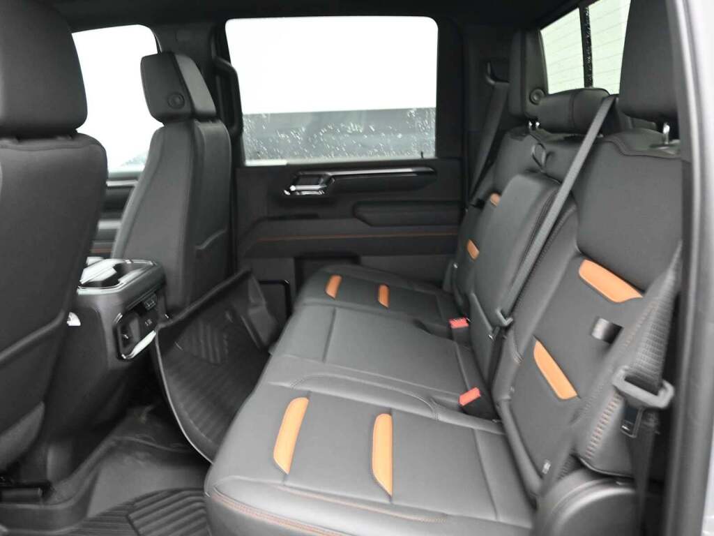 2026 GMC Sierra 2500HD AT4