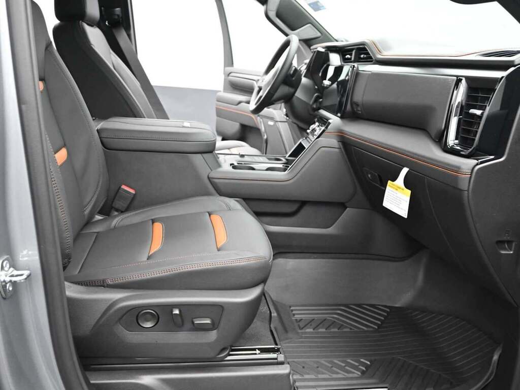 2026 GMC Sierra 2500HD AT4