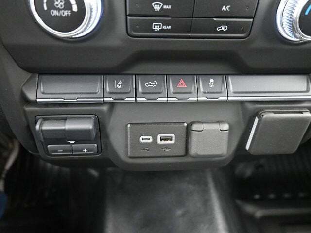 2025 GMC Sierra 2500HD Pro