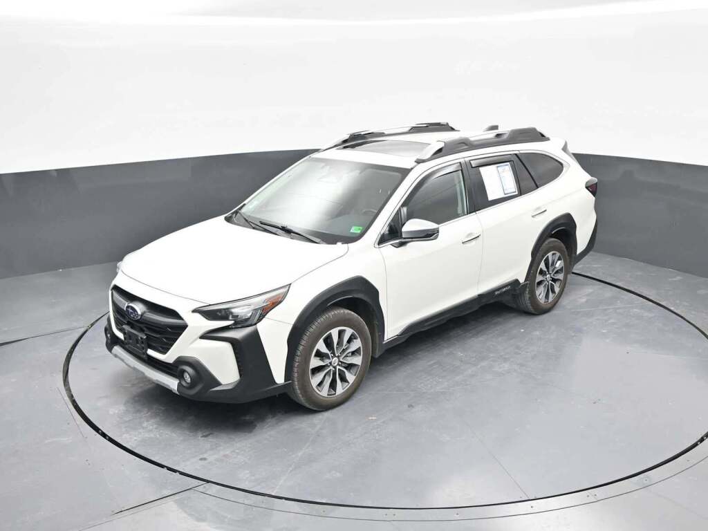 2023 Subaru Outback Touring XT