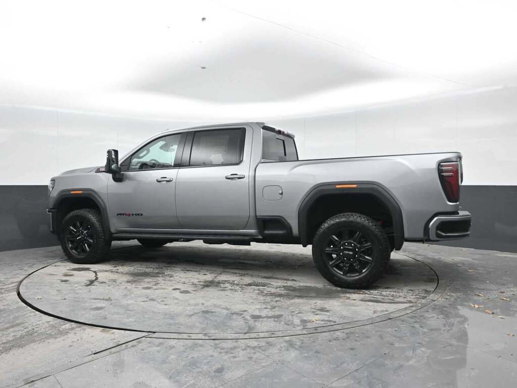 2026 GMC Sierra 2500HD AT4
