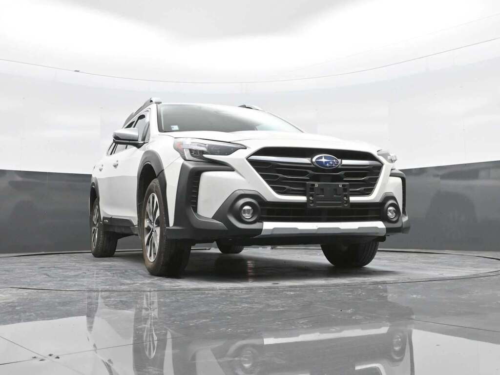 2023 Subaru Outback Touring XT