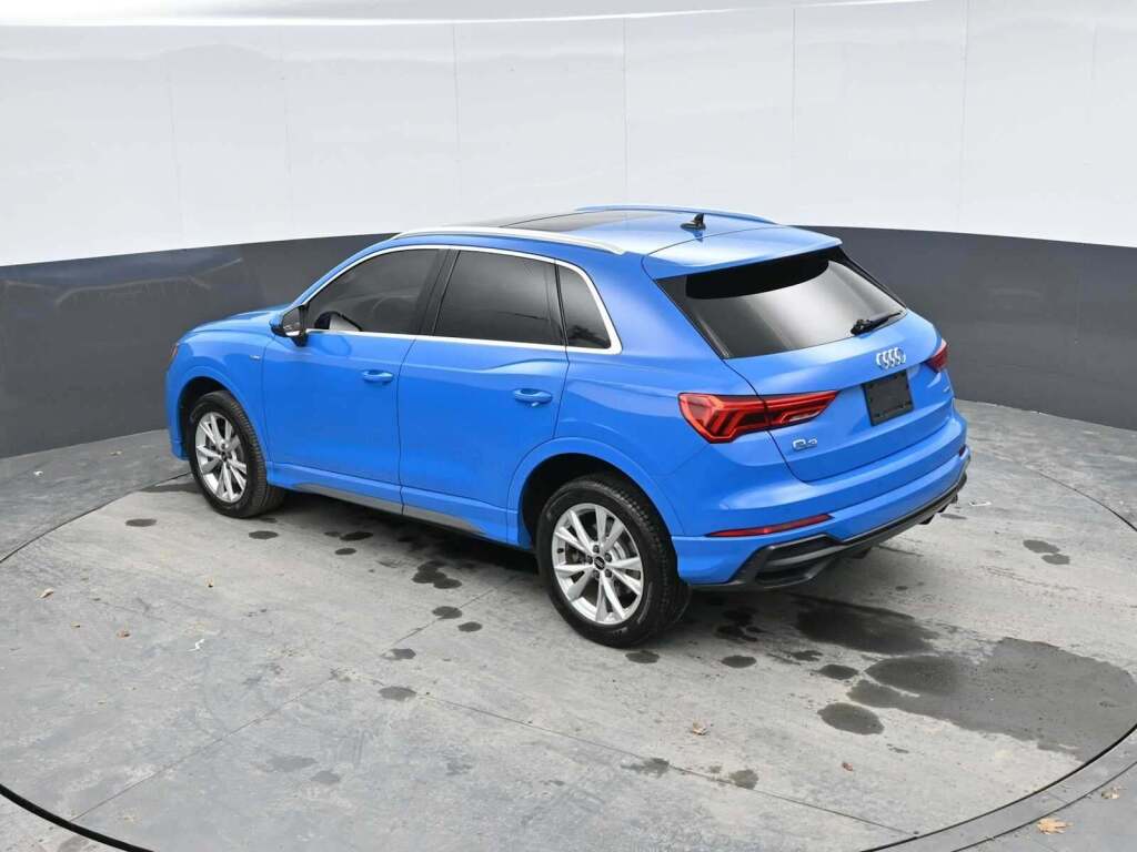 2022 Audi Q3 Premium 45 TFSI S line quattro Tiptronic