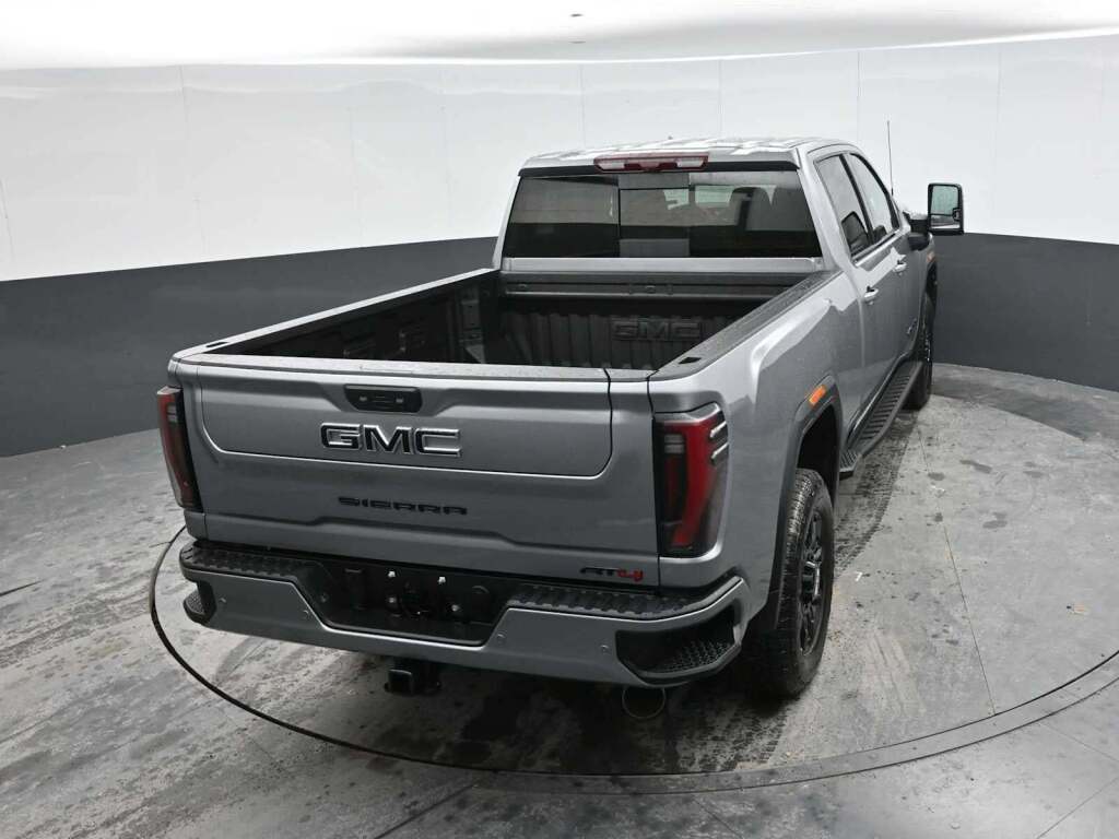2026 GMC Sierra 2500HD AT4