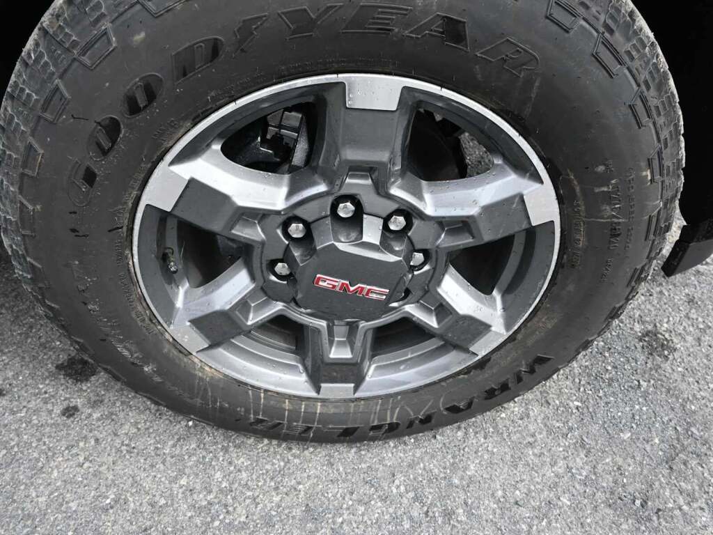 2026 GMC Sierra 2500HD SLE