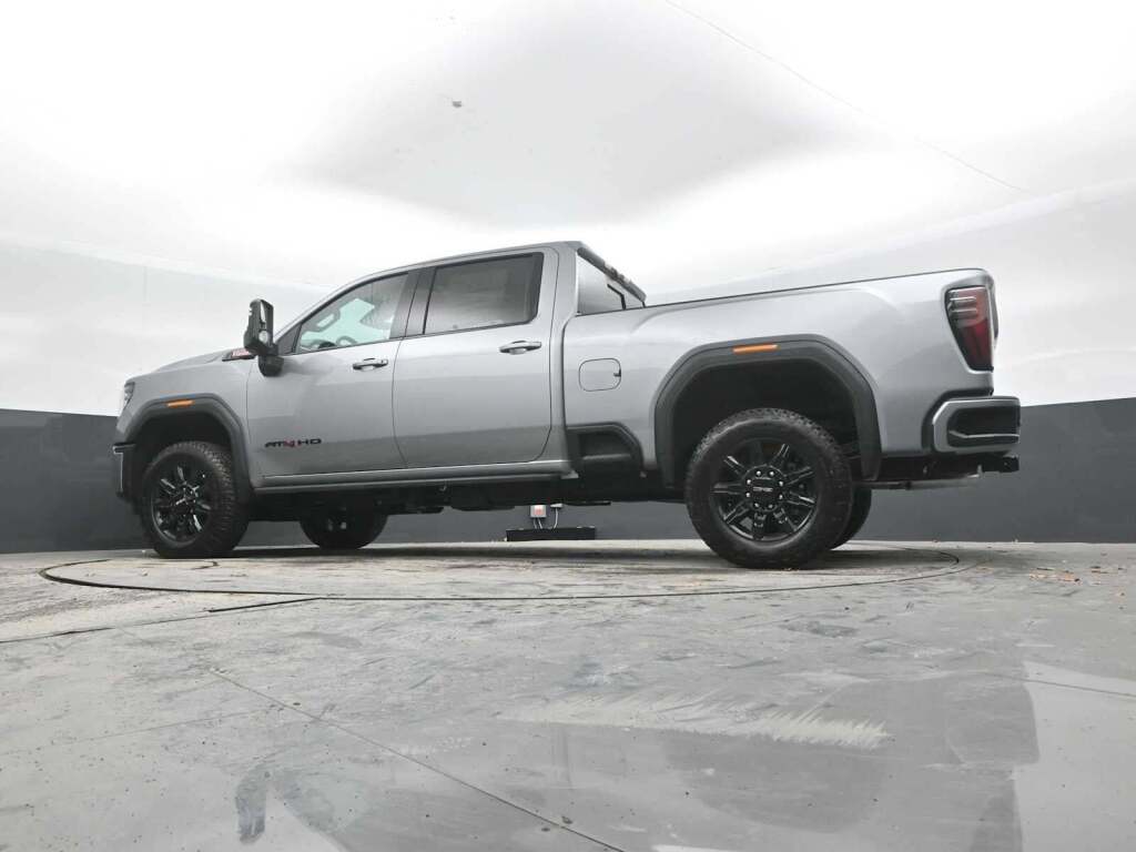 2026 GMC Sierra 2500HD AT4