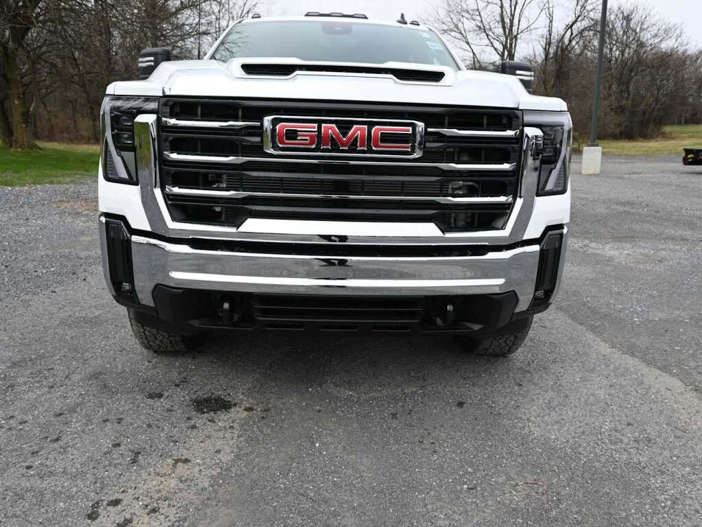 2026 GMC Sierra 2500HD SLE