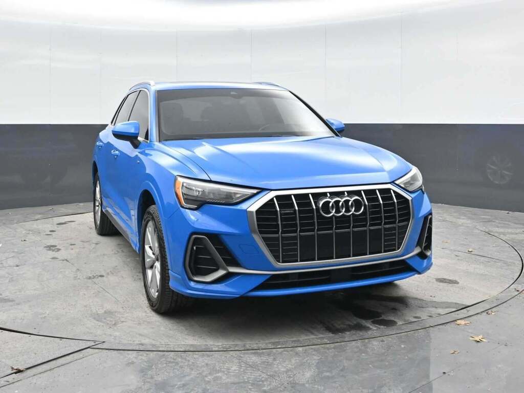 2022 Audi Q3 Premium 45 TFSI S line quattro Tiptronic