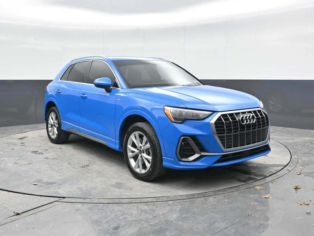 2022 Audi Q3 Premium 45 TFSI S line quattro Tiptronic