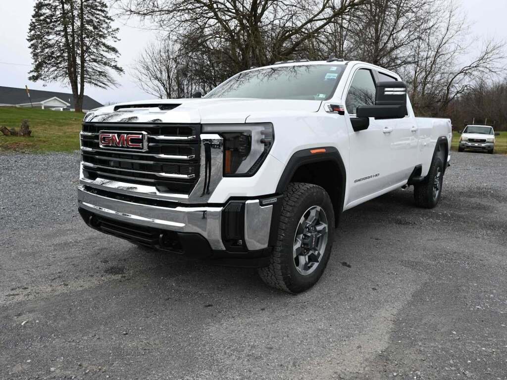 2026 GMC Sierra 2500HD SLE