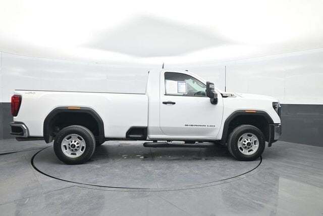 2025 GMC Sierra 2500HD Pro