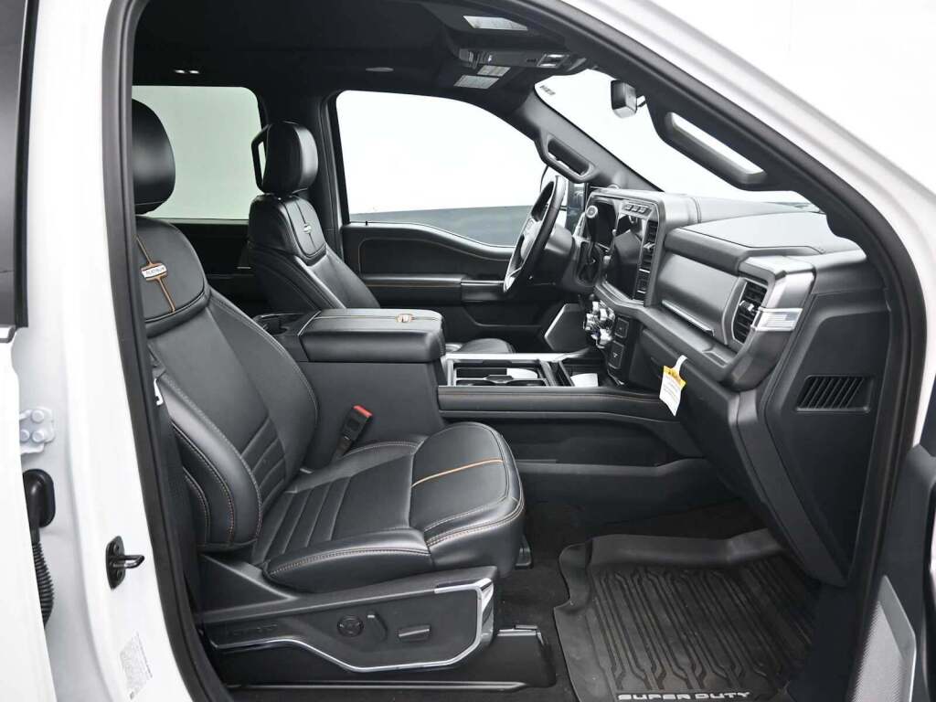 2024 Ford F-250 Super Duty Platinum